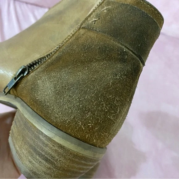 Diba True Pony Up Leather Fringe Ankle Boots Women's 8 Western Rodeo Low Heeled - Picture 3 of 13